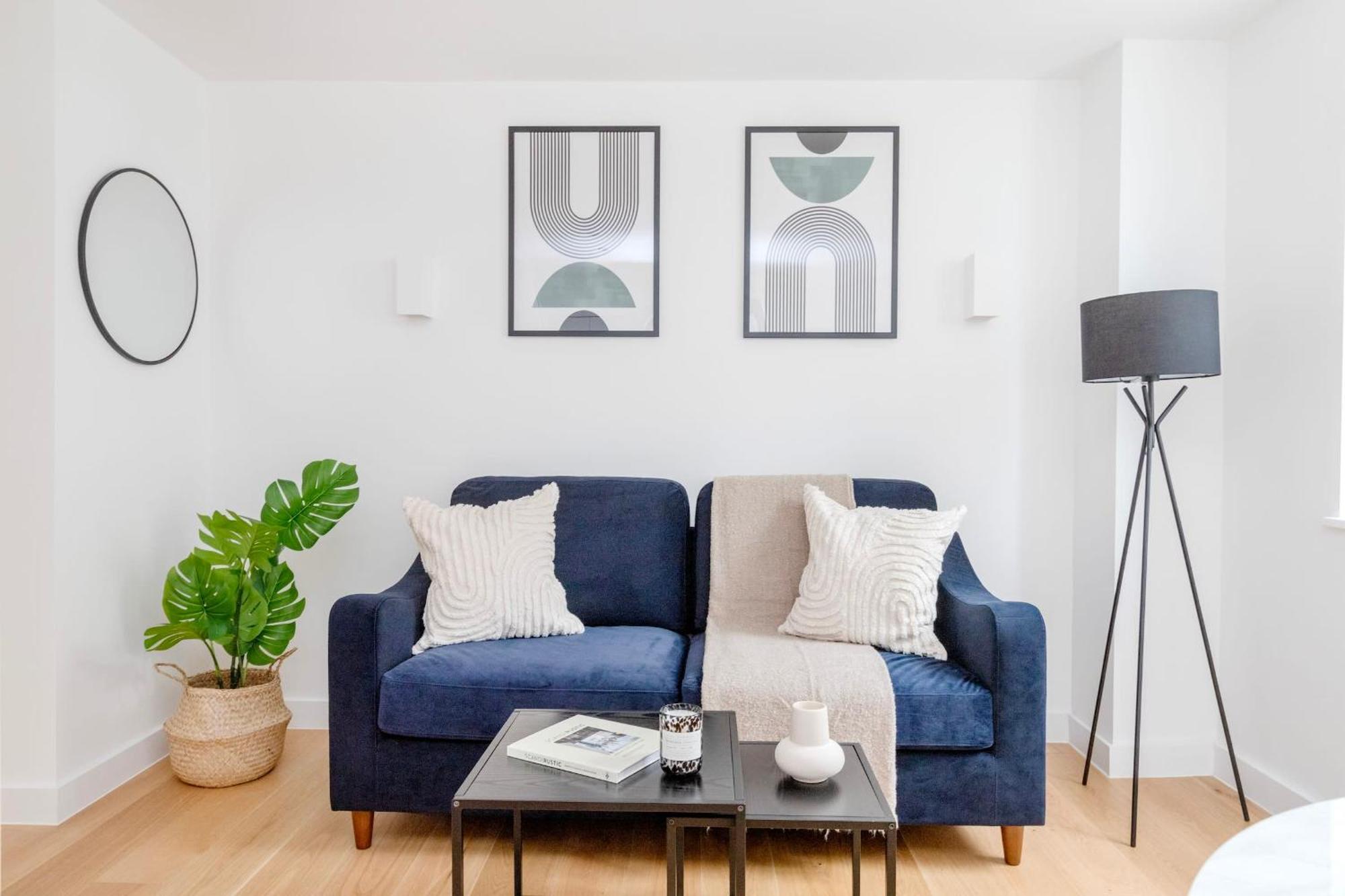 Fitzrovia With Balcony - Cityapartmentstay London Ngoại thất bức ảnh